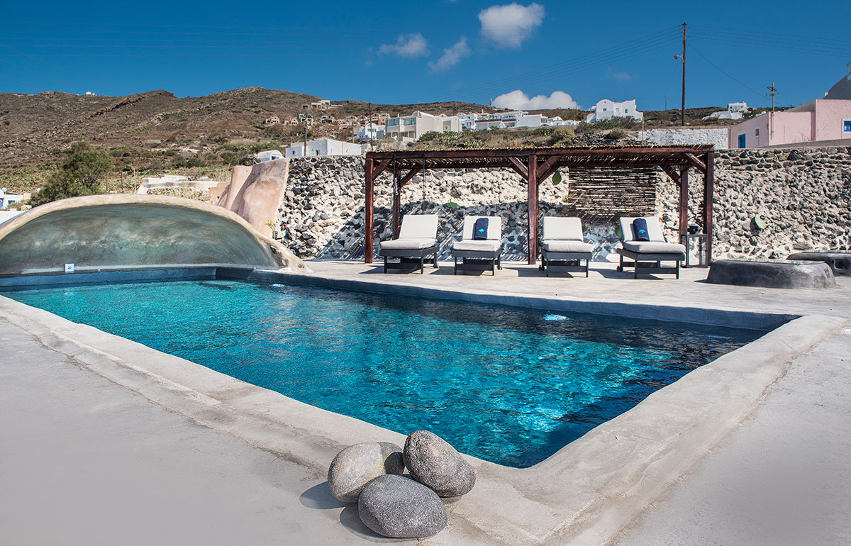 sophia finikia villas santorini